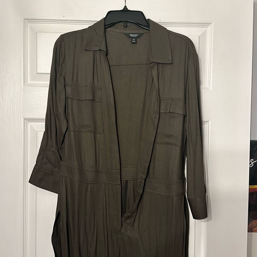 Women jumpsuits green ,brand new with tag.medium size.
